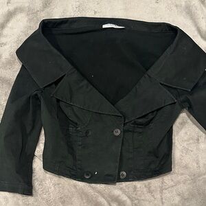 Elegant Black Cropped Blazer